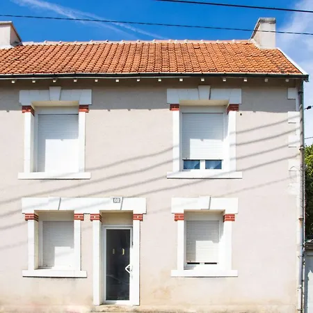 Petit Studio Pratique A Poitiers * Poitiers